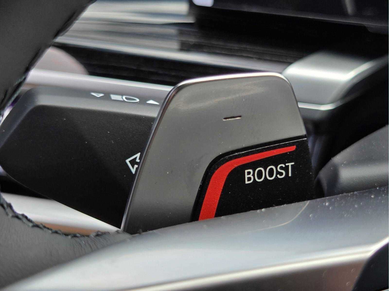 2026 BMW 740i 740i