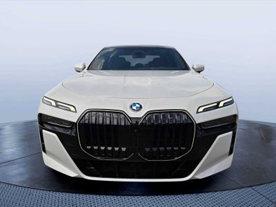 2026 BMW 740i 740i