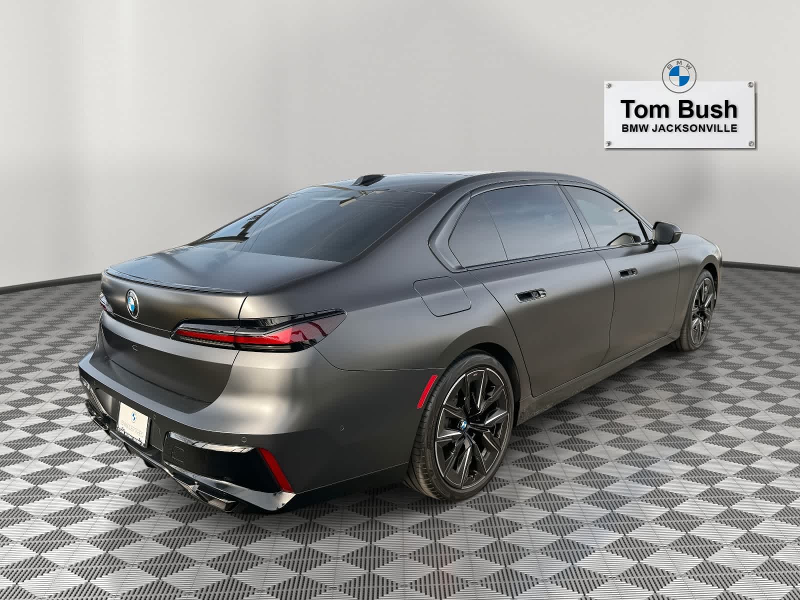 2023 BMW 7 Series 760i xDrive