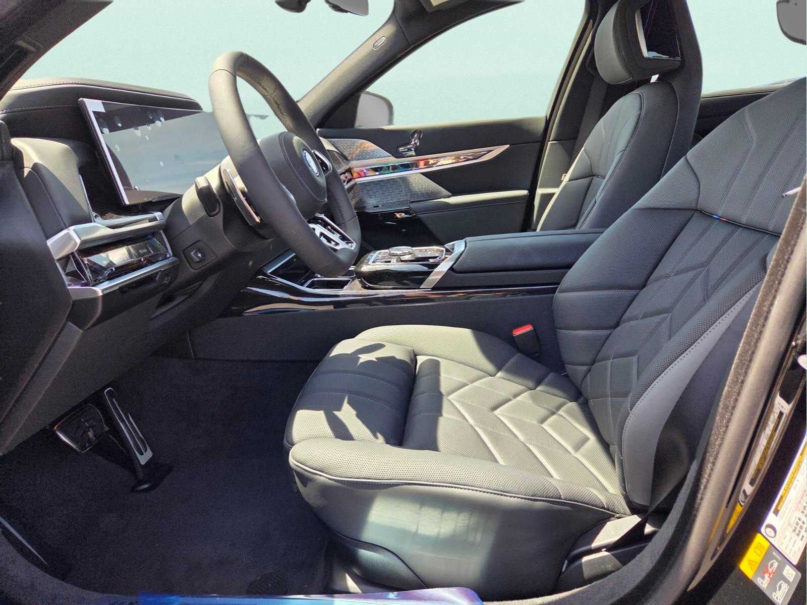 2026 BMW 750e xDrive 750e xDrive