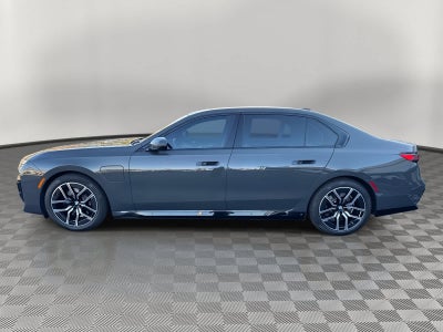 2025 BMW 7 Series 750e xDrive