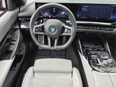 2024 BMW 530i 530i
