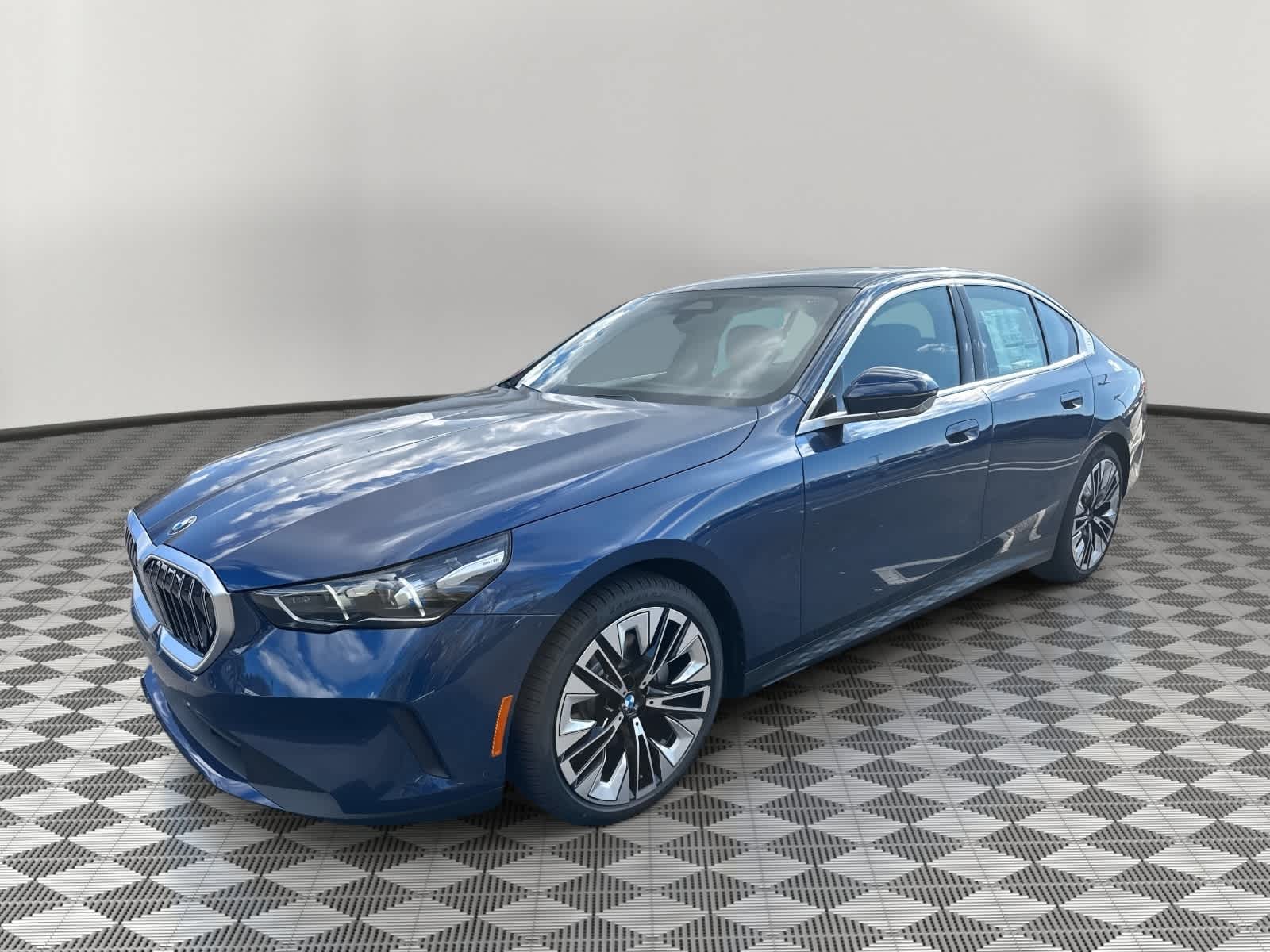 2026 BMW 5 Series 530i