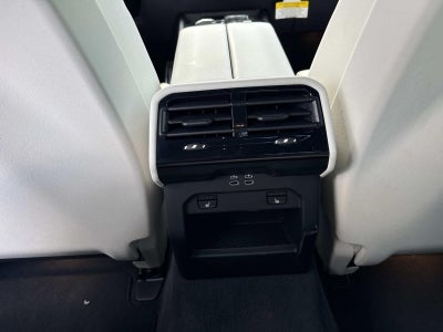 2025 BMW 5 Series 530i