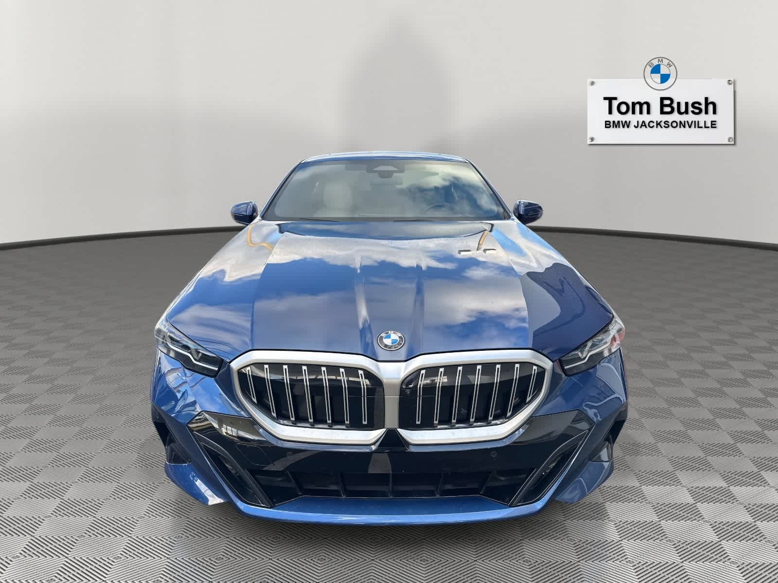 2025 BMW 5 Series 530i