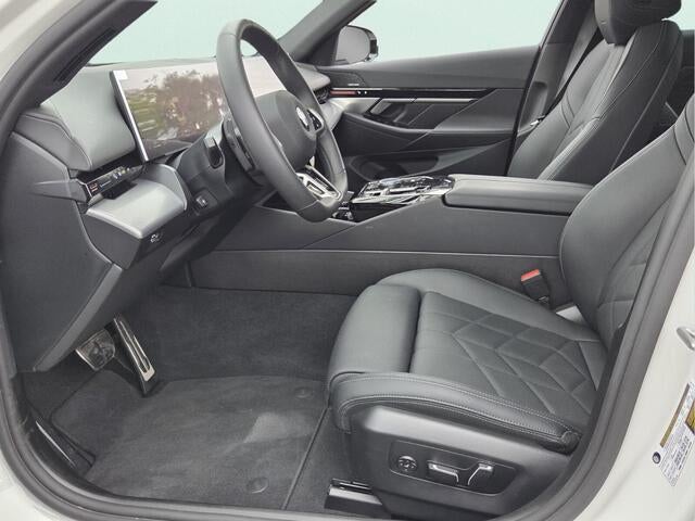 2026 BMW 530i 530i