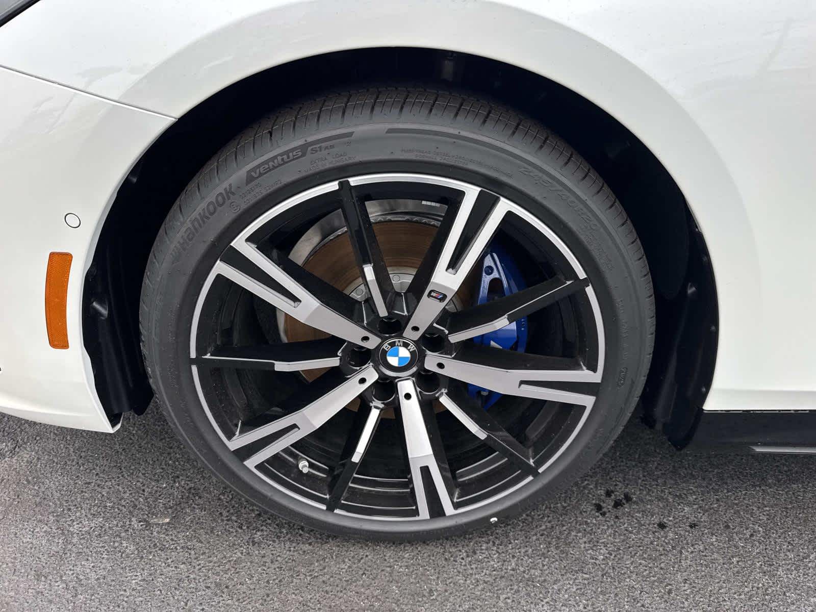 2026 BMW 5 Series 530i