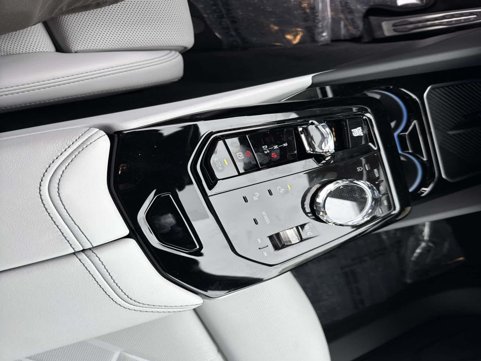 2026 BMW 5 Series 530i