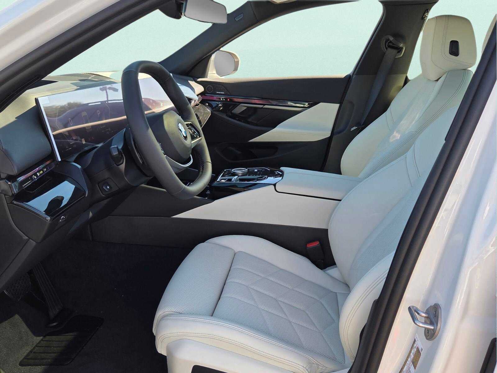 2027 BMW 530i 530i