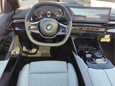 2027 BMW 530i 530i