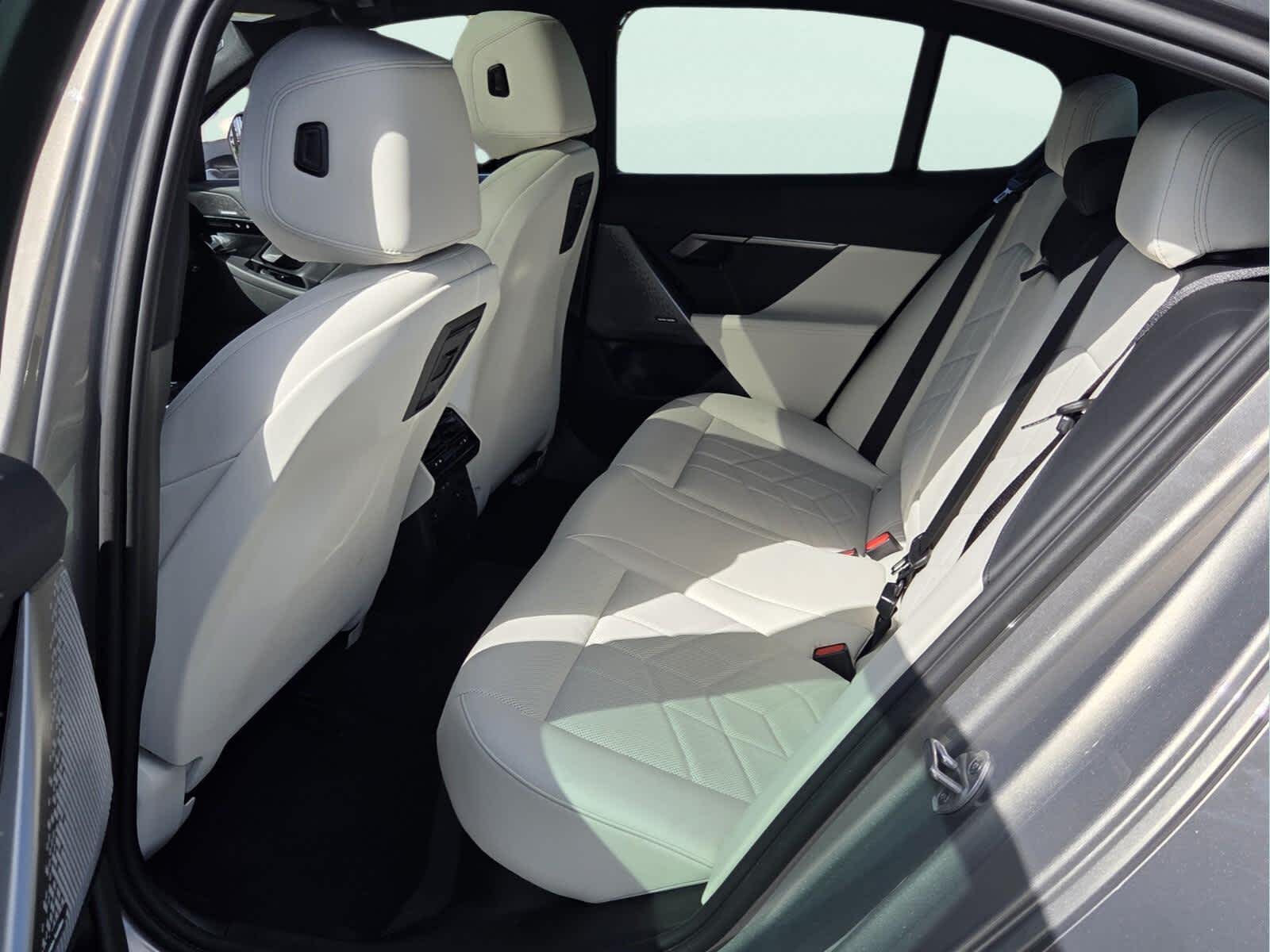 2026 BMW 530i xDrive 530i xDrive