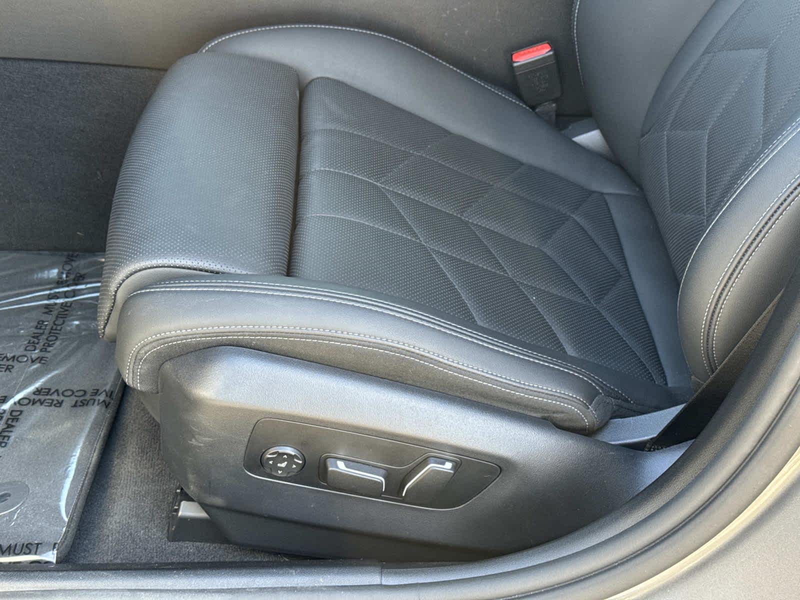 2025 BMW 5 Series 530i xDrive