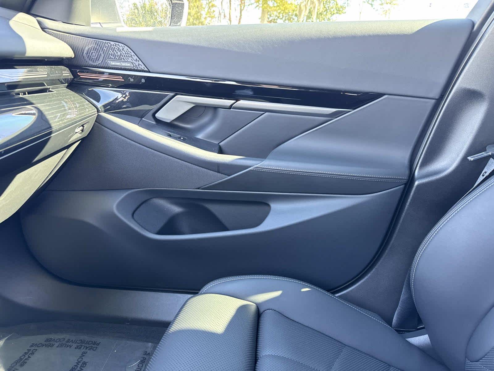 2025 BMW 5 Series 530i xDrive