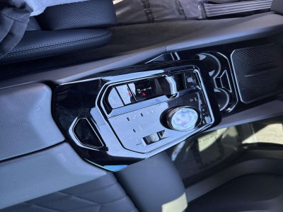 2025 BMW 5 Series 530i xDrive