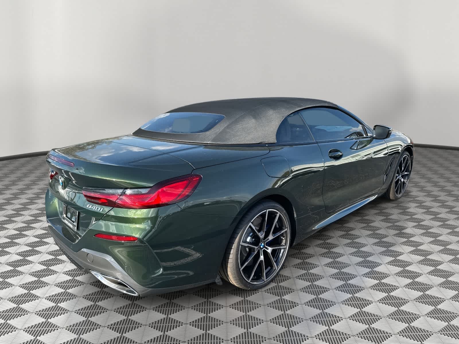 2026 BMW 8 Series 840i