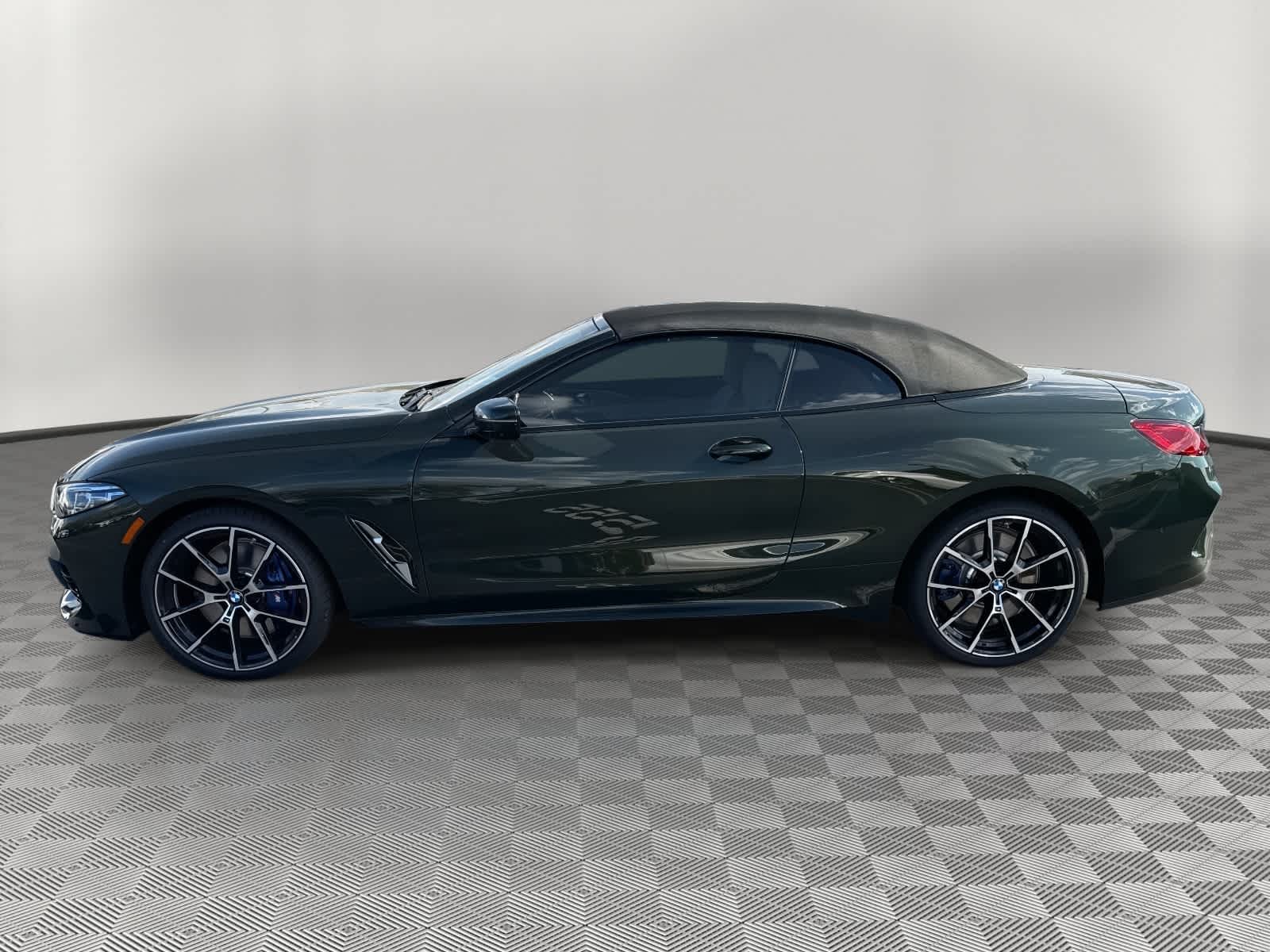 2026 BMW 8 Series 840i