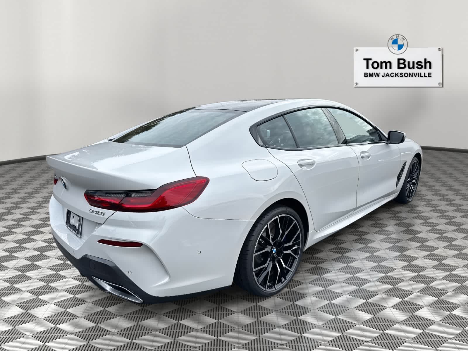 2026 BMW 8 Series 840i