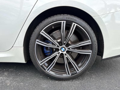 2022 BMW 8 Series 840i