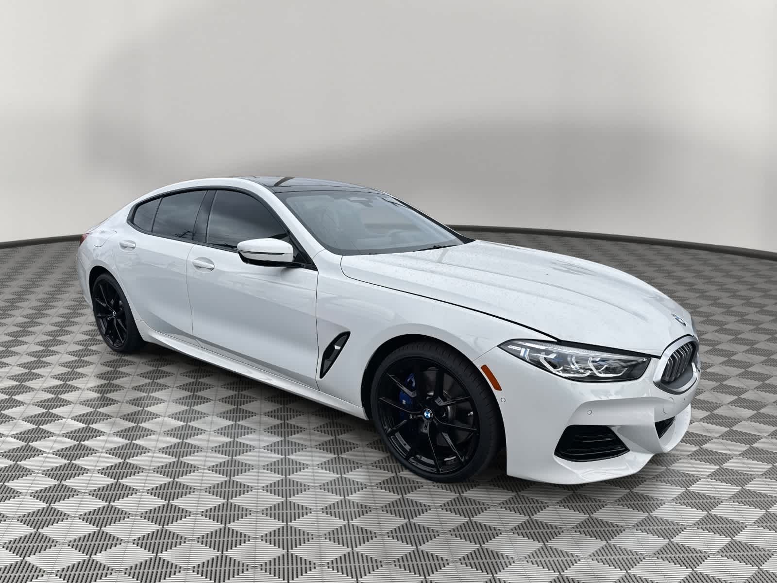 2025 BMW 8 Series 840i