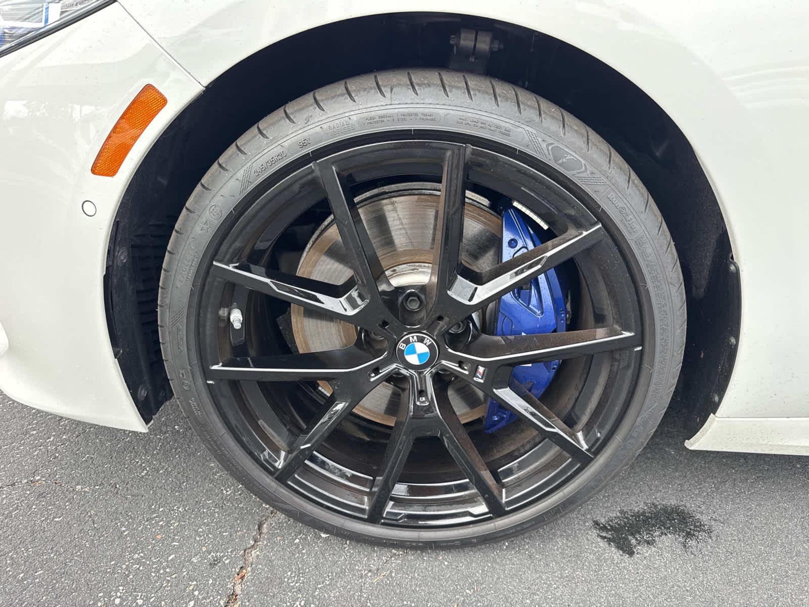 2025 BMW 8 Series 840i