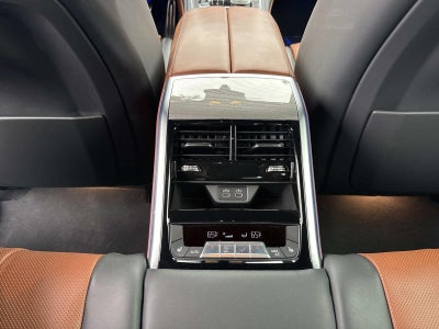 2025 BMW 8 Series 840i