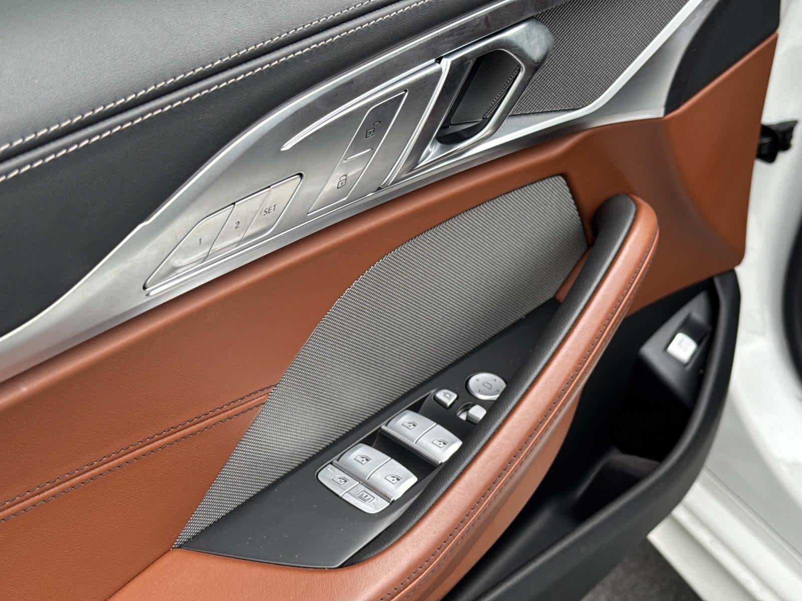 2025 BMW 8 Series 840i