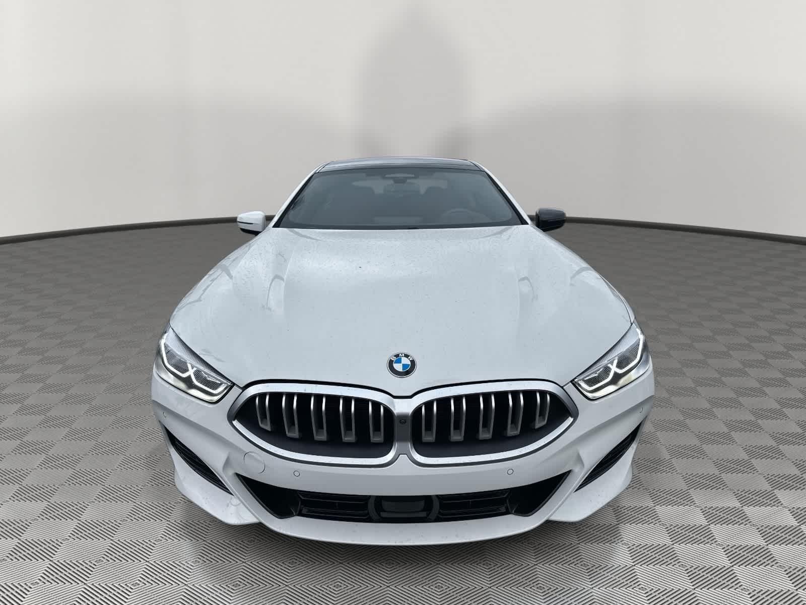2025 BMW 8 Series 840i