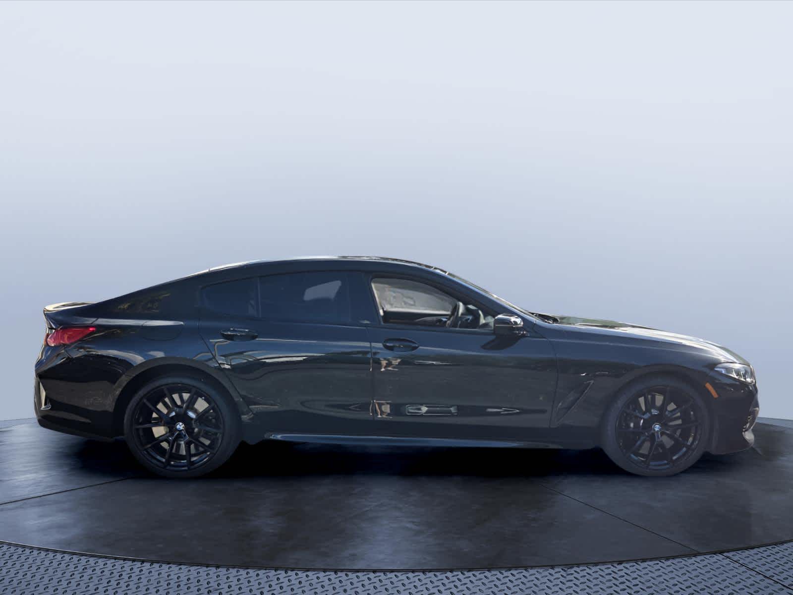 2025 BMW M850i xDrive M850i