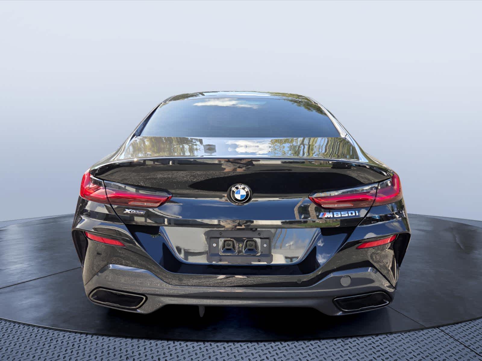 2025 BMW M850i xDrive M850i