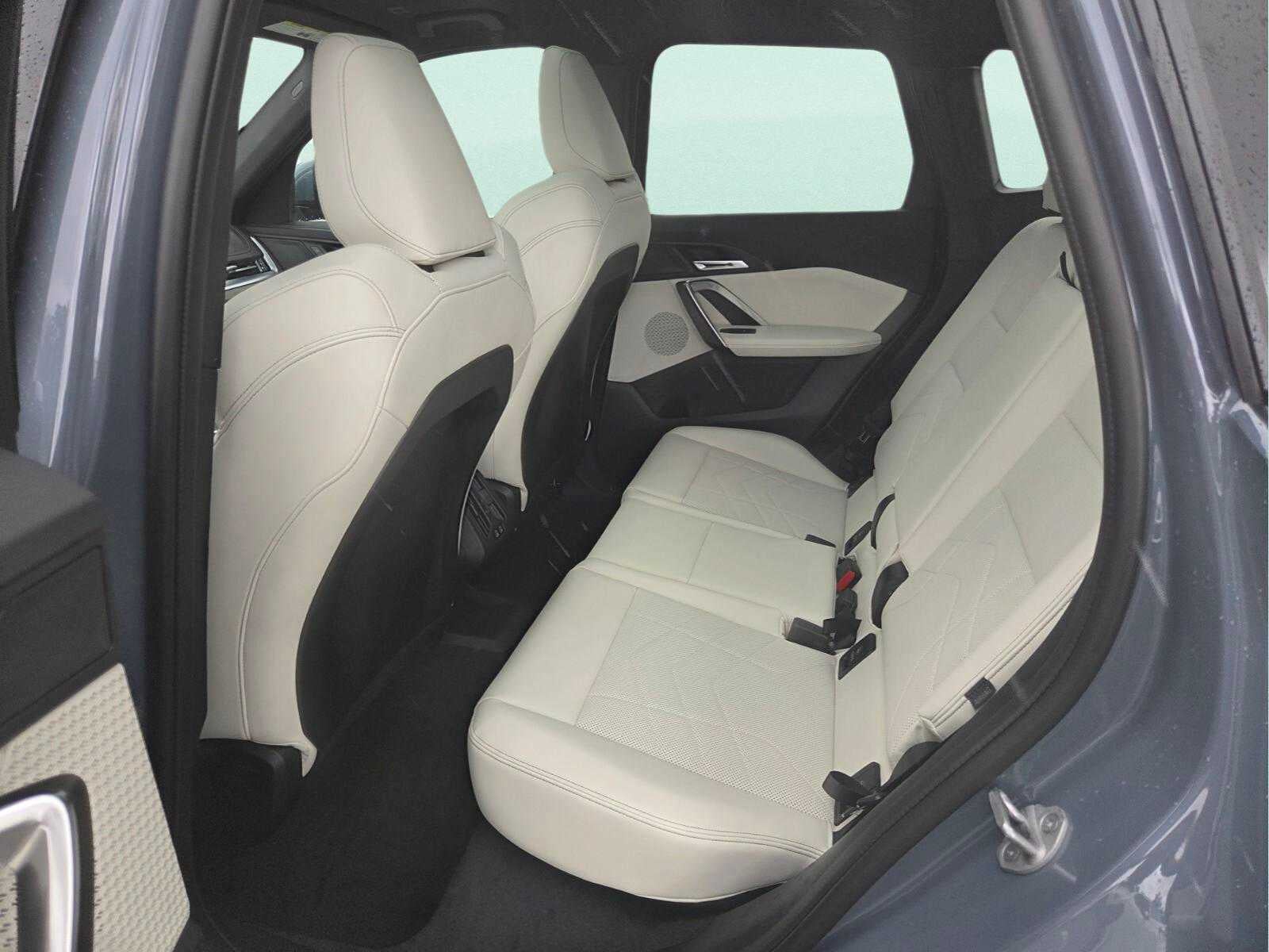 2027 BMW X1 xDrive28i xDrive28i