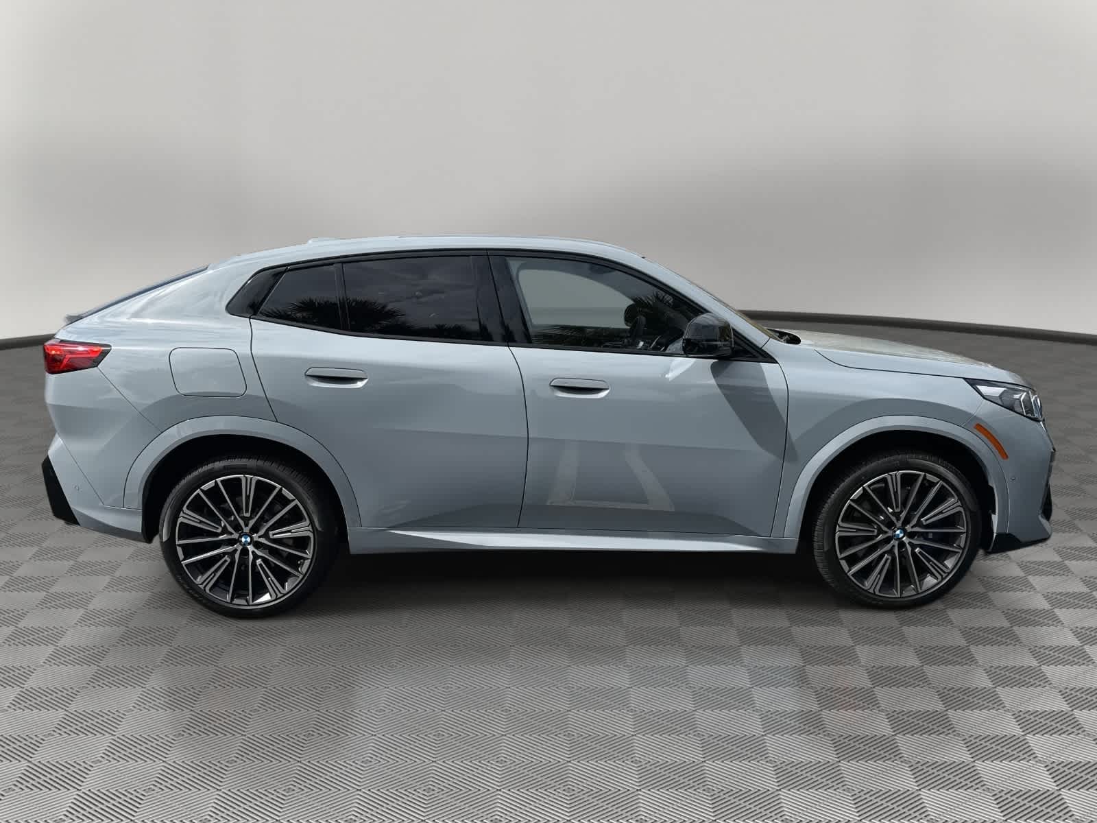 2026 BMW X2 M35i M35i