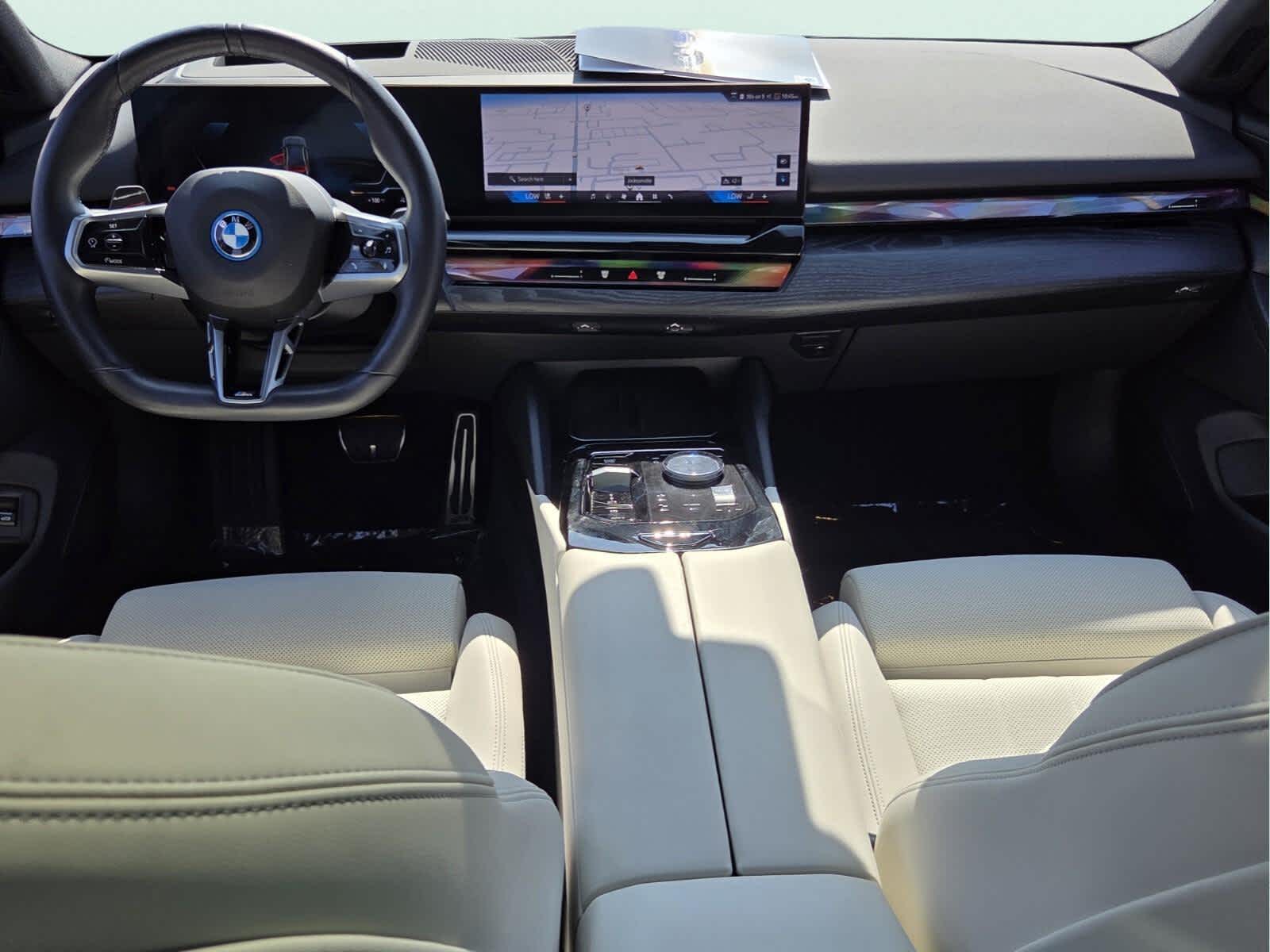2025 BMW i5 40 - Photo 14