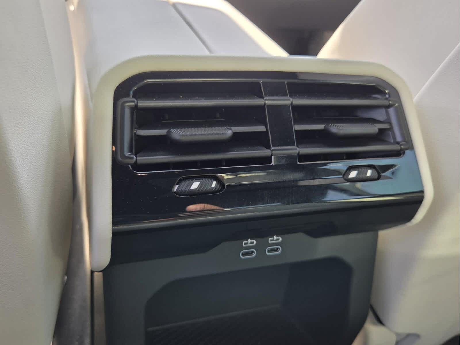 2025 BMW i5 eDrive40