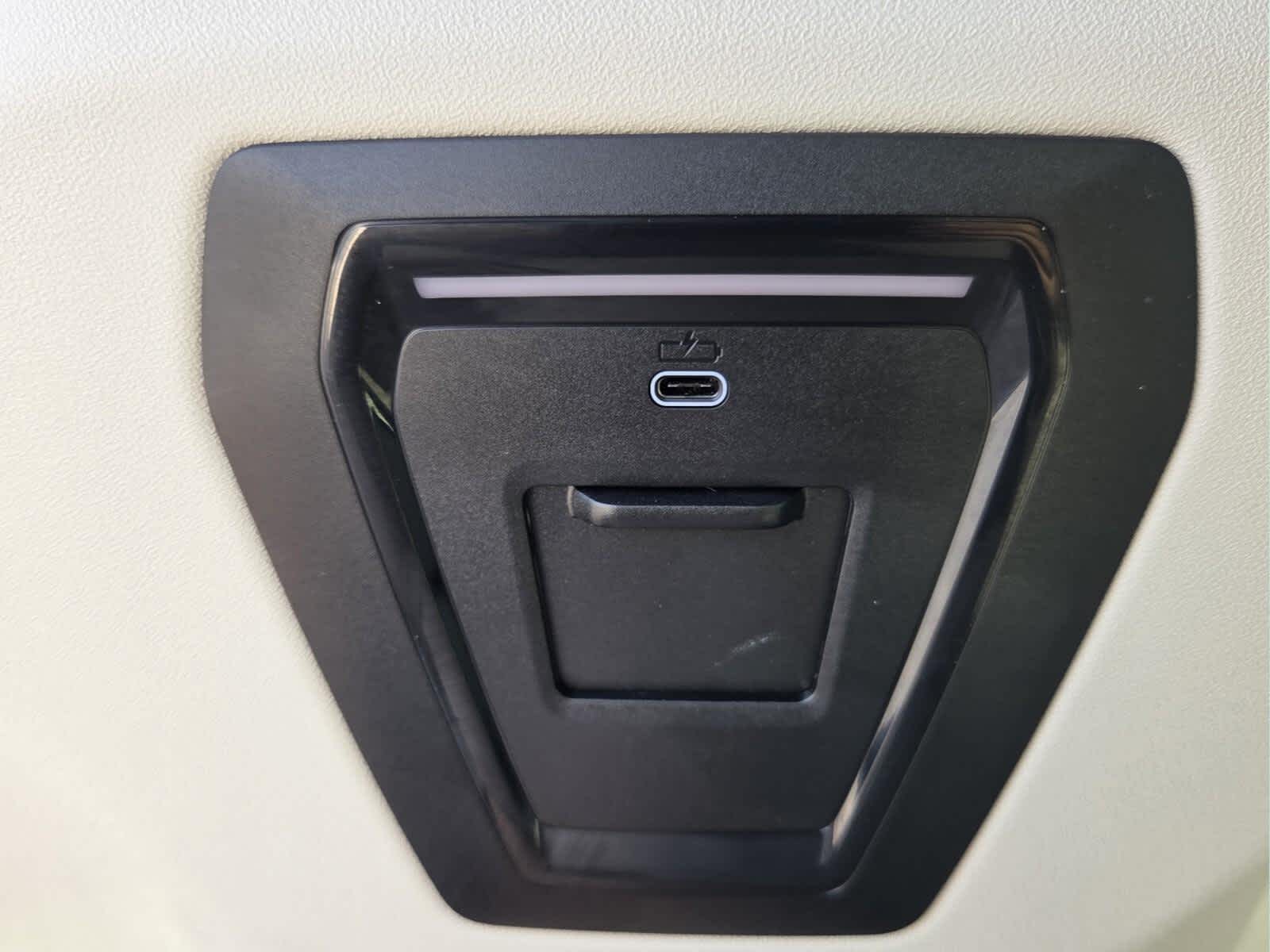 2025 BMW i5 40 - Photo 16