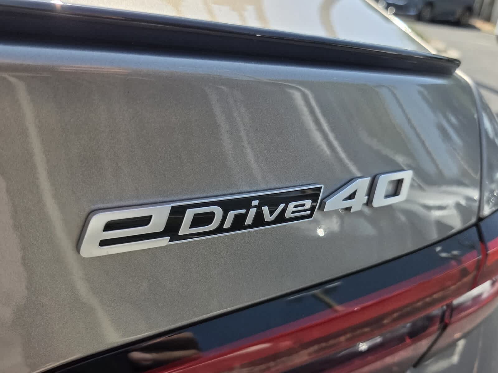 2025 BMW i5 40 - Photo 20