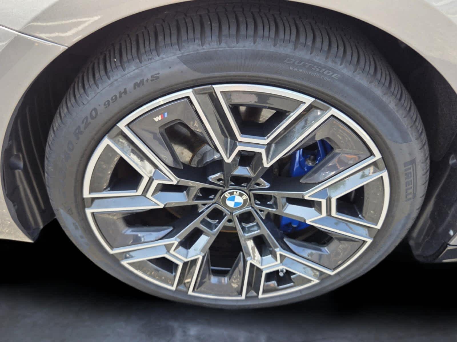 2025 BMW i5 eDrive40