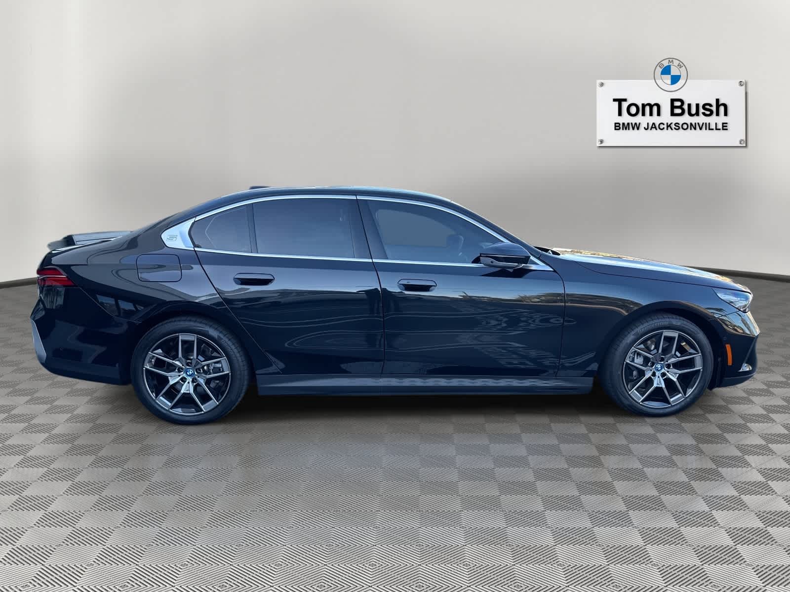 2025 BMW i5 eDrive40