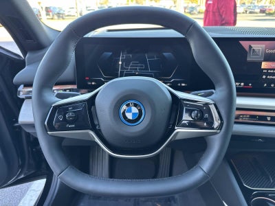 2025 BMW i5 eDrive40
