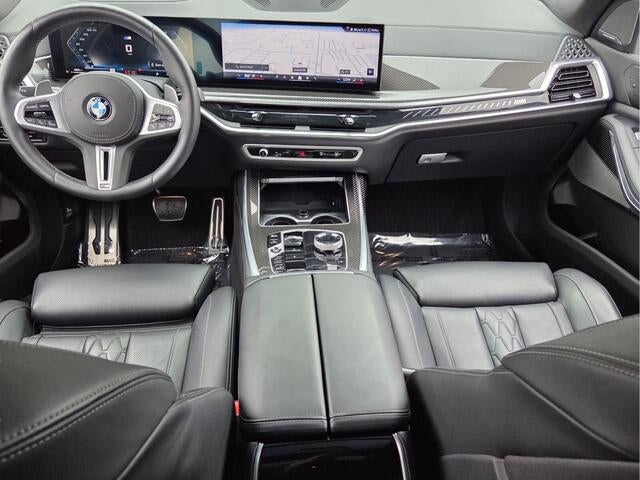 2025 BMW X7 M60I
