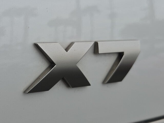 2021 BMW X7 M50I