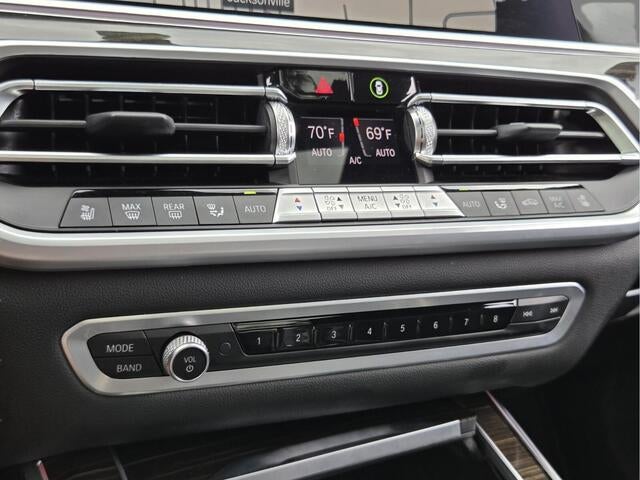 2021 BMW X7 M50i M50i