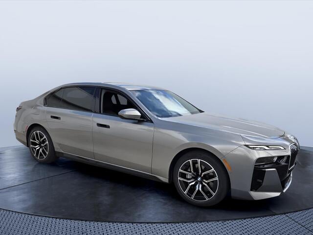2023 BMW 740i 740i