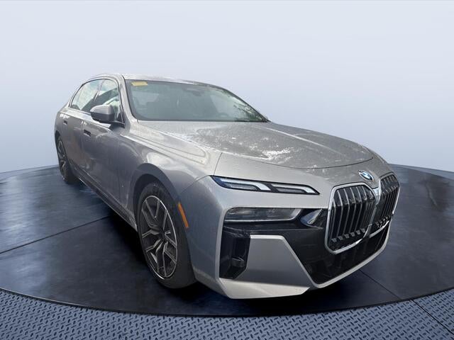 2023 BMW 740i 740i
