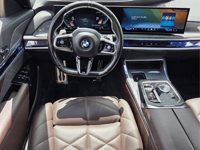 2023 BMW 740i 740i