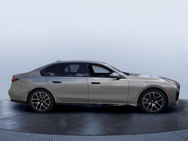 2023 BMW 740i 740i