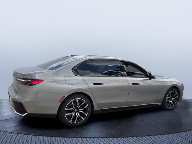 2023 BMW 740i 740i