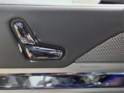 2023 BMW 740i 740i