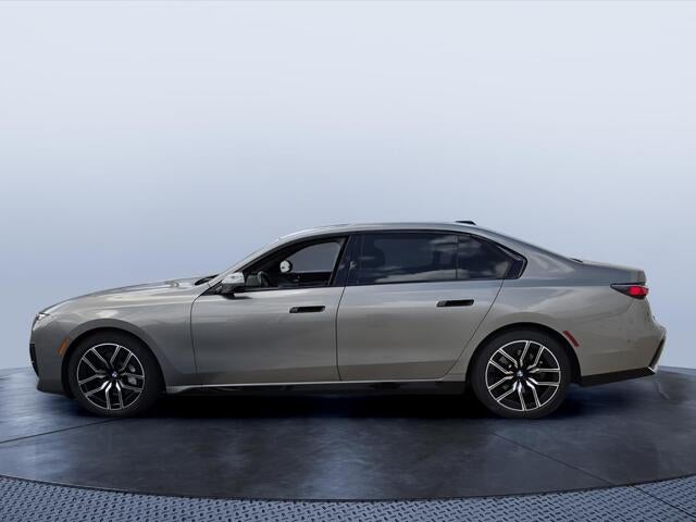2023 BMW 740i 740i