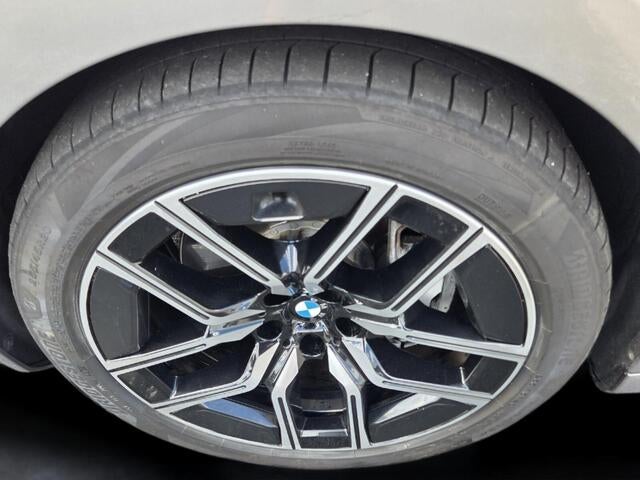 2023 BMW 740i 740i