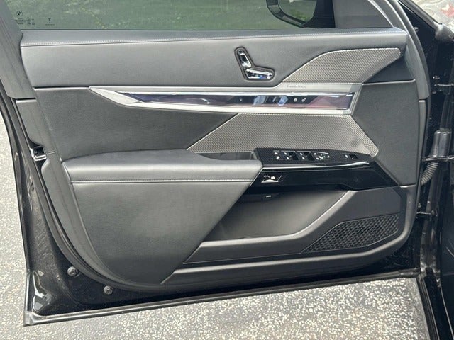 2026 BMW 7 SERIES 750E XDRIVE